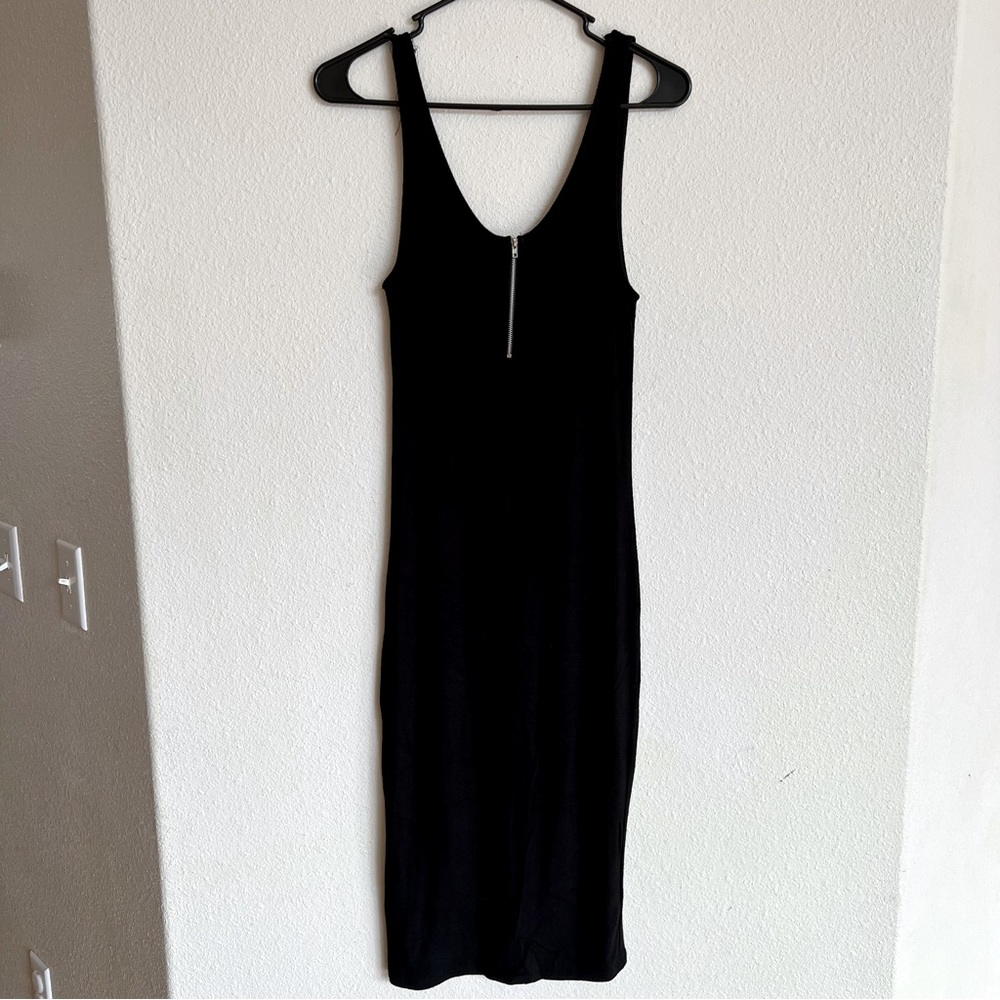Heart & Hips Black Sleeveless Ribbed Fitted Dress